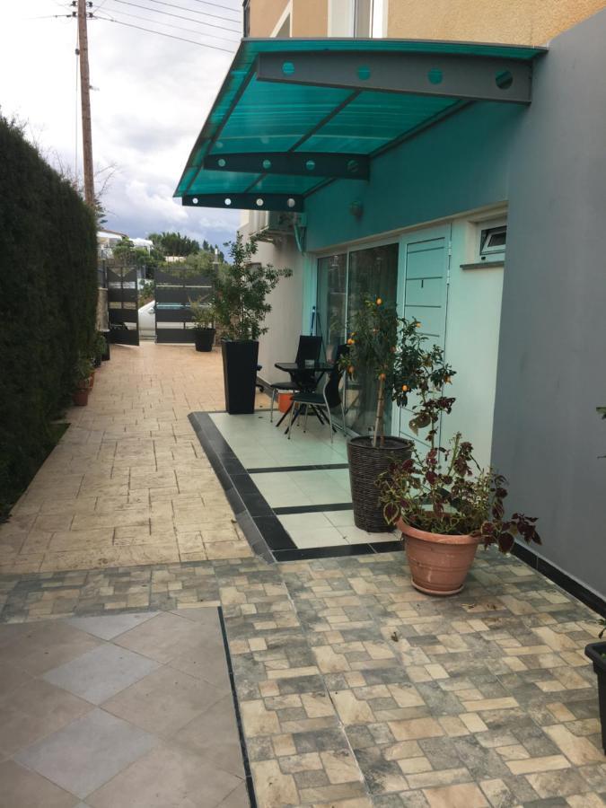 Livadia Studio Пафос Екстериор снимка