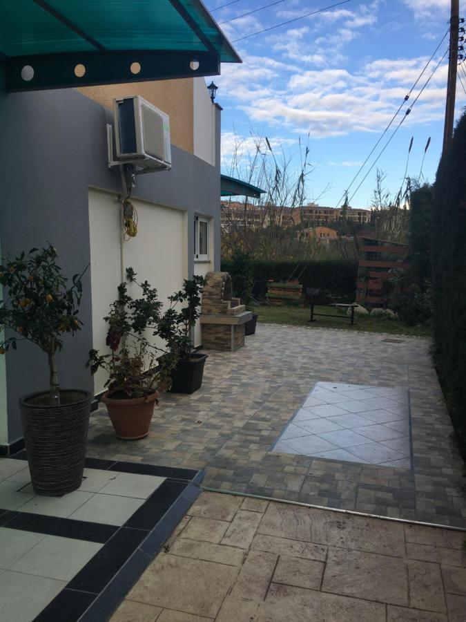 Livadia Studio Пафос Екстериор снимка