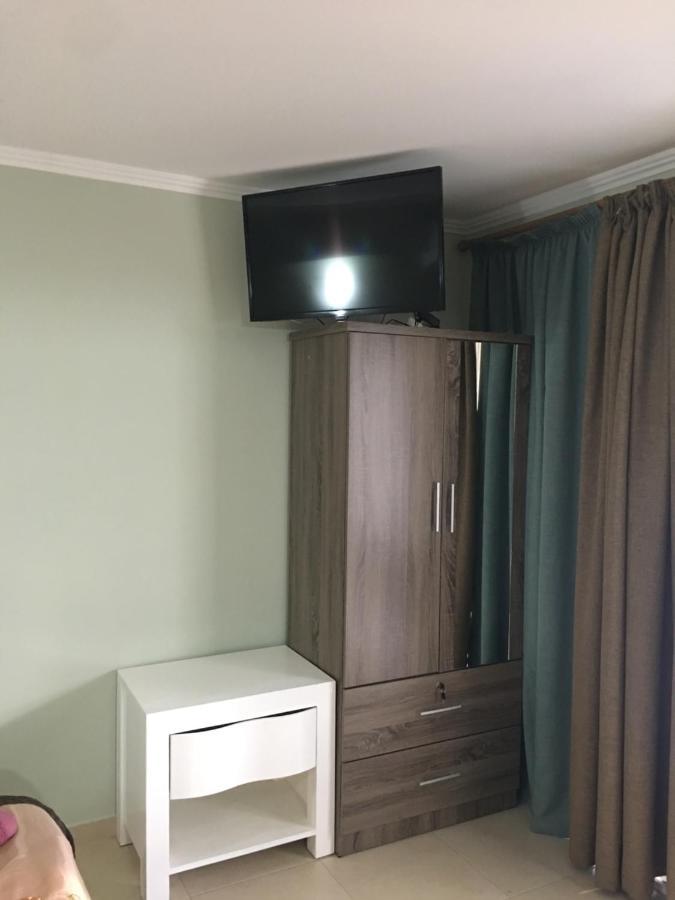 Livadia Studio Пафос Екстериор снимка